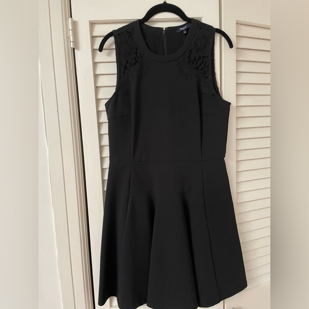 Madewell black dress with lace detail - size 6